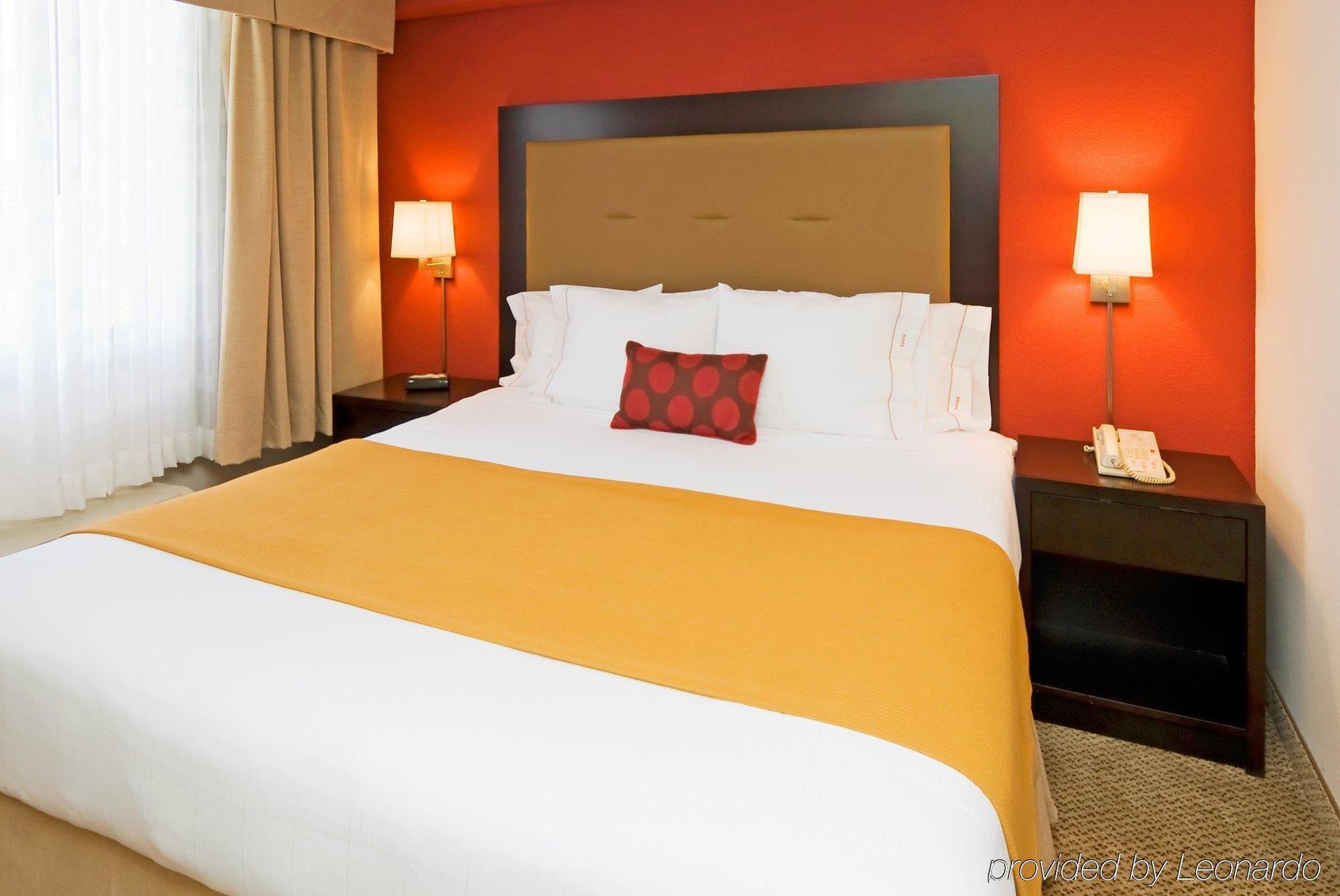 Holiday Inn Express Hotel & Suites Kendall East-Miami By Ihg Chambre photo