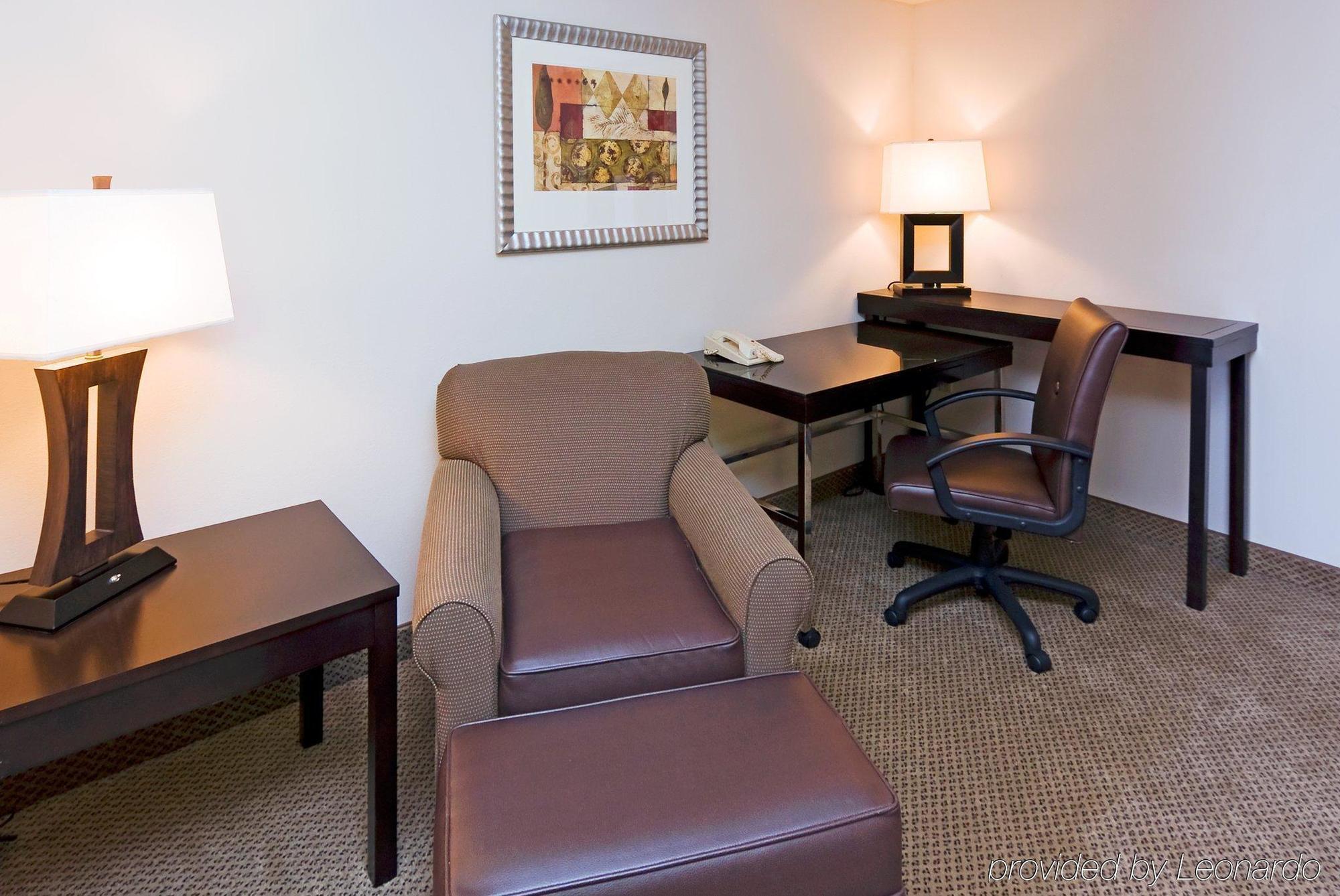 Holiday Inn Express Hotel & Suites Kendall East-Miami By Ihg Chambre photo