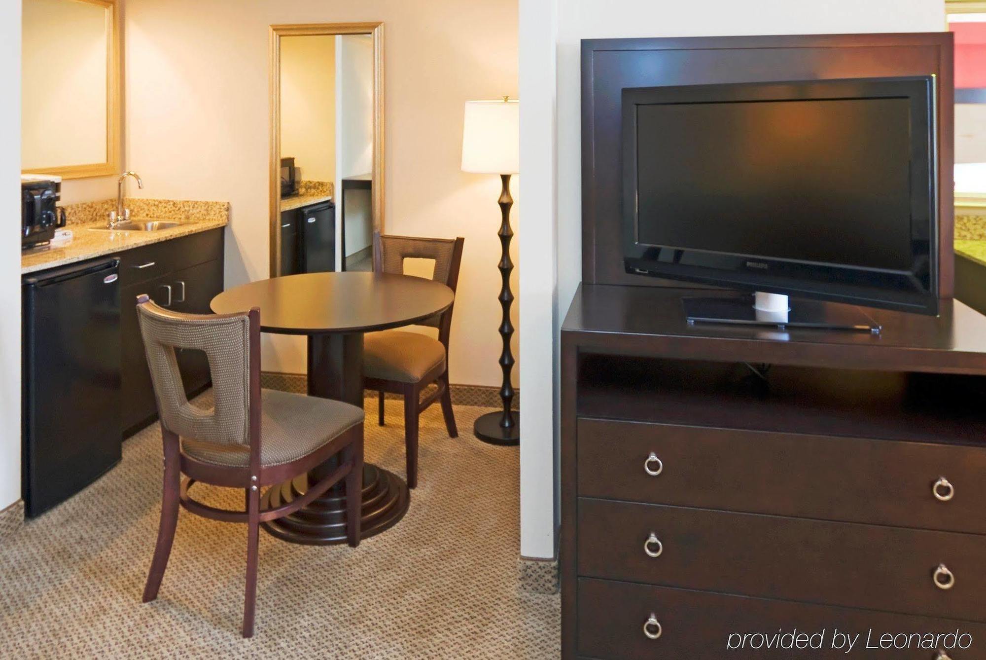 Holiday Inn Express Hotel & Suites Kendall East-Miami By Ihg Extérieur photo